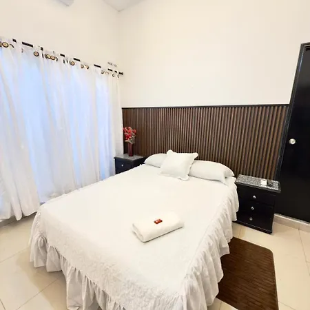 Casa Eme Pensión *